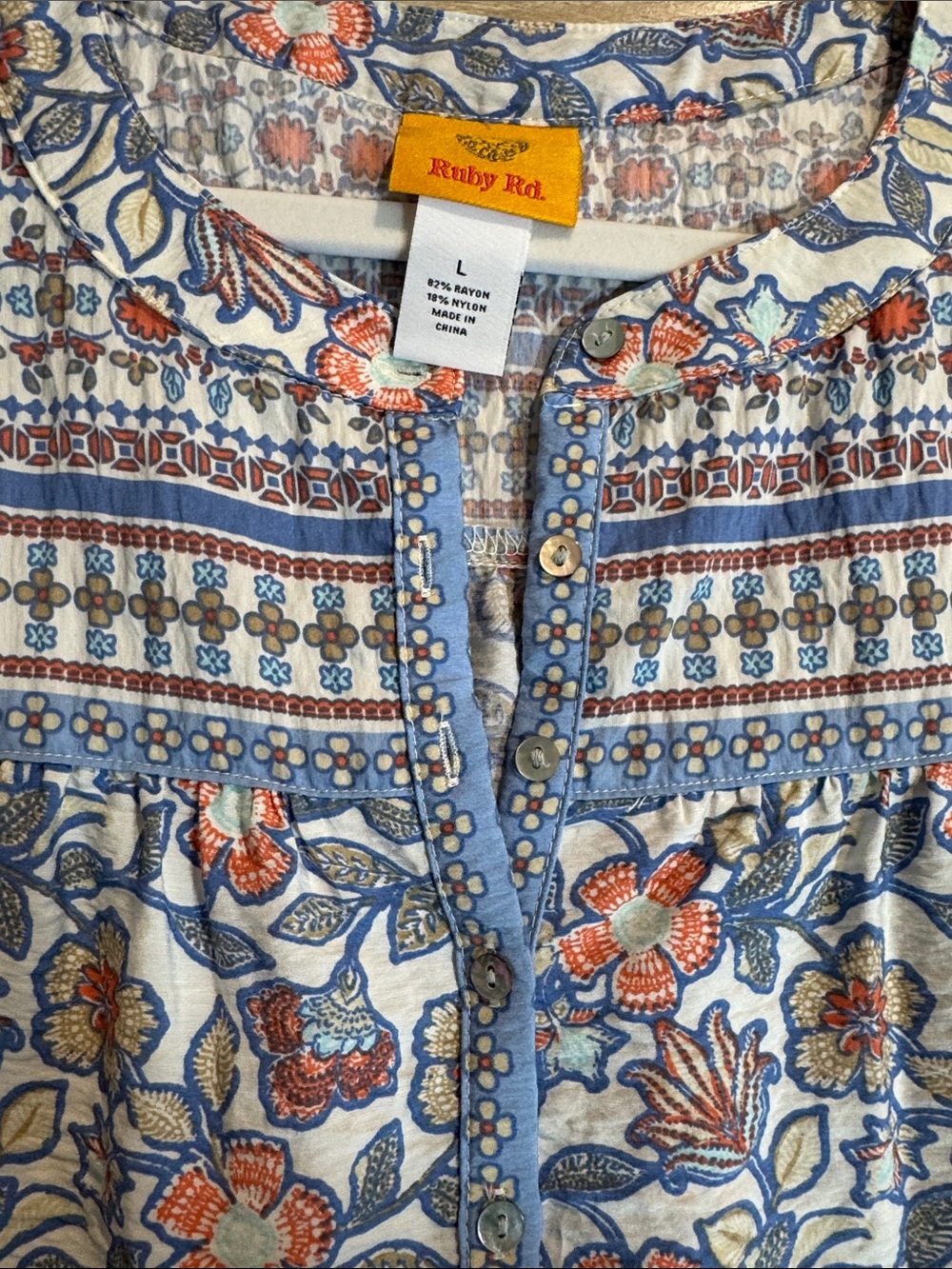 Ruby Rd. Women's Vintage Floral Tie Front Henley Tee in Blues/Orange (Size L) - Picture 7 of 11
